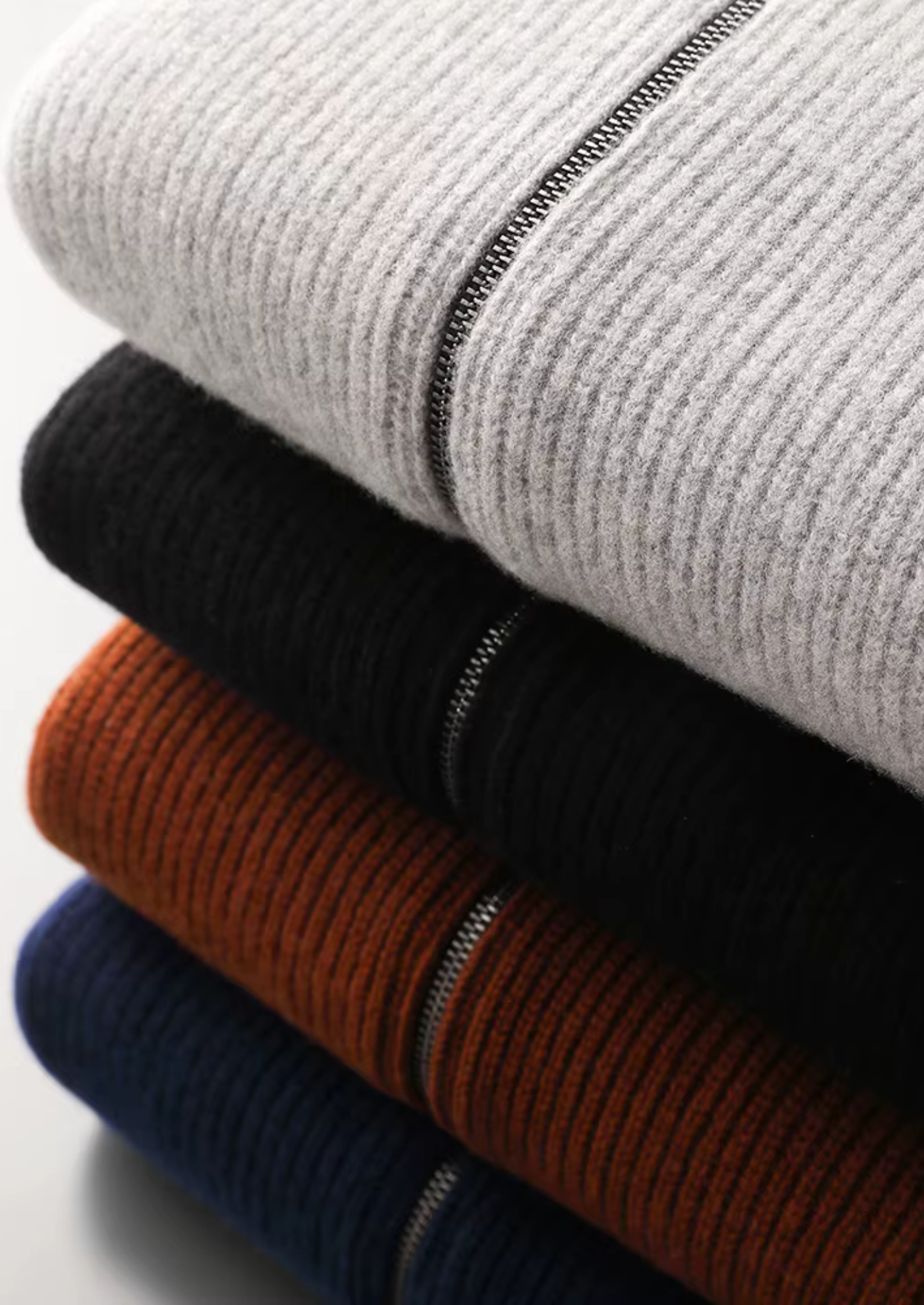 Merino Wool Extra-Fine Ribbed Knit Cardigan