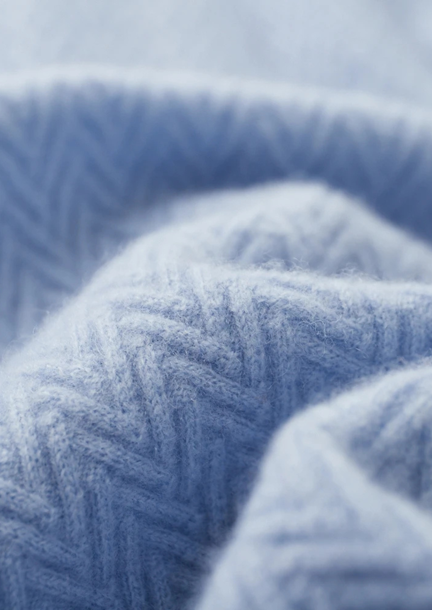 Cashmere Knit Sweater With Zigzag Pattern