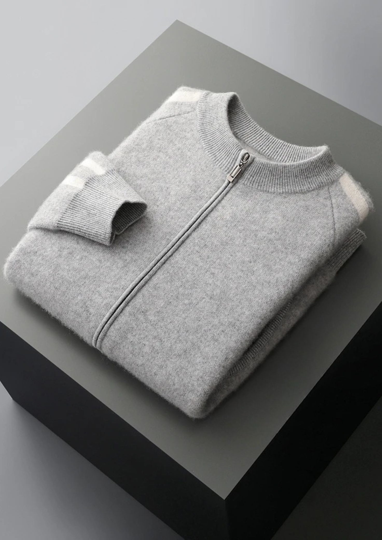 Men’s Striped Knit Crewneck Sweater in Merino Wool