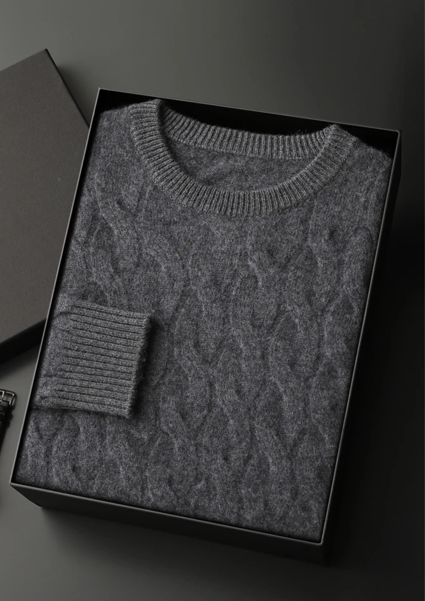 Cable Knit Crewneck in Premium Cashmere