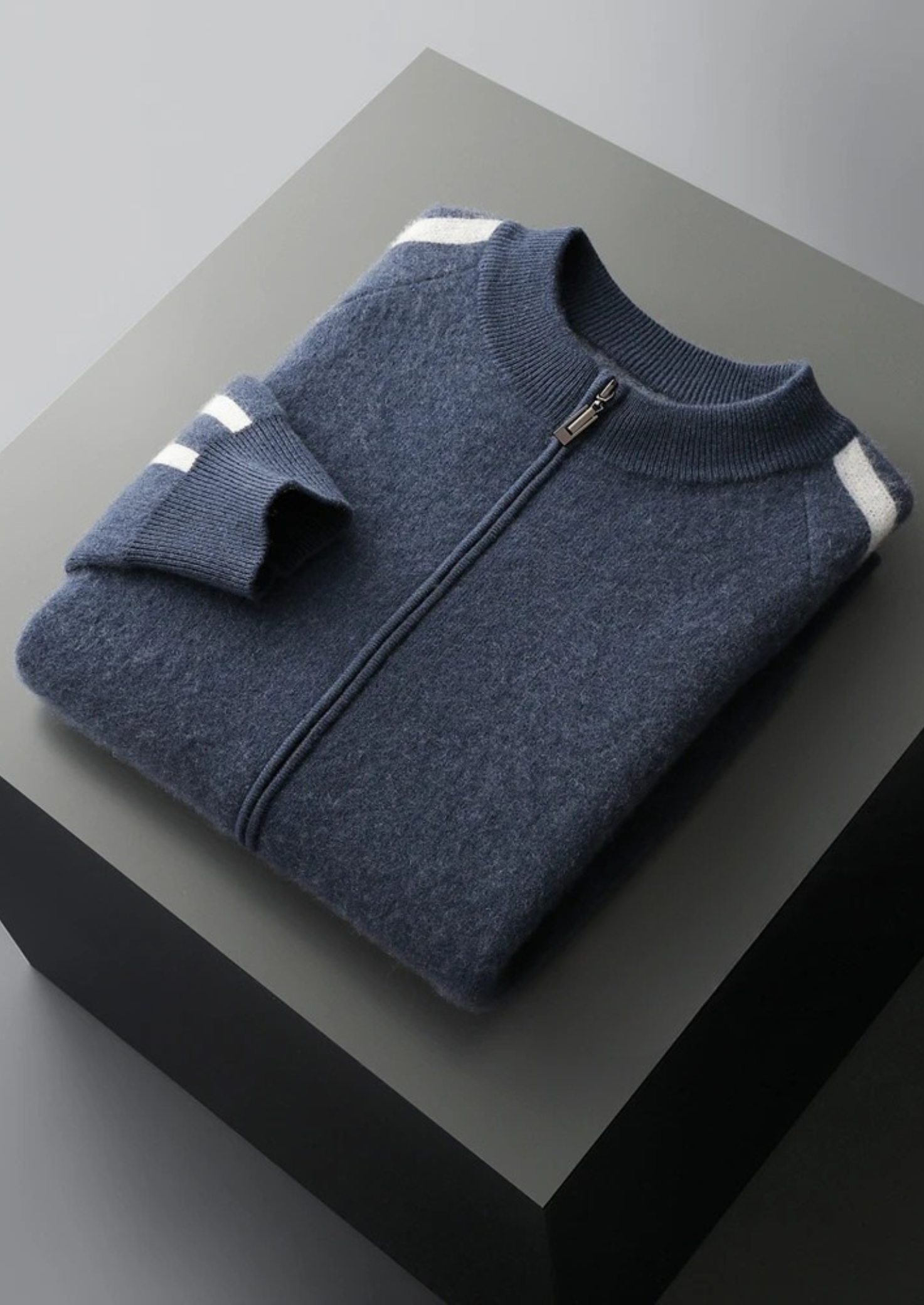 Men’s Striped Knit Crewneck Sweater in Merino Wool