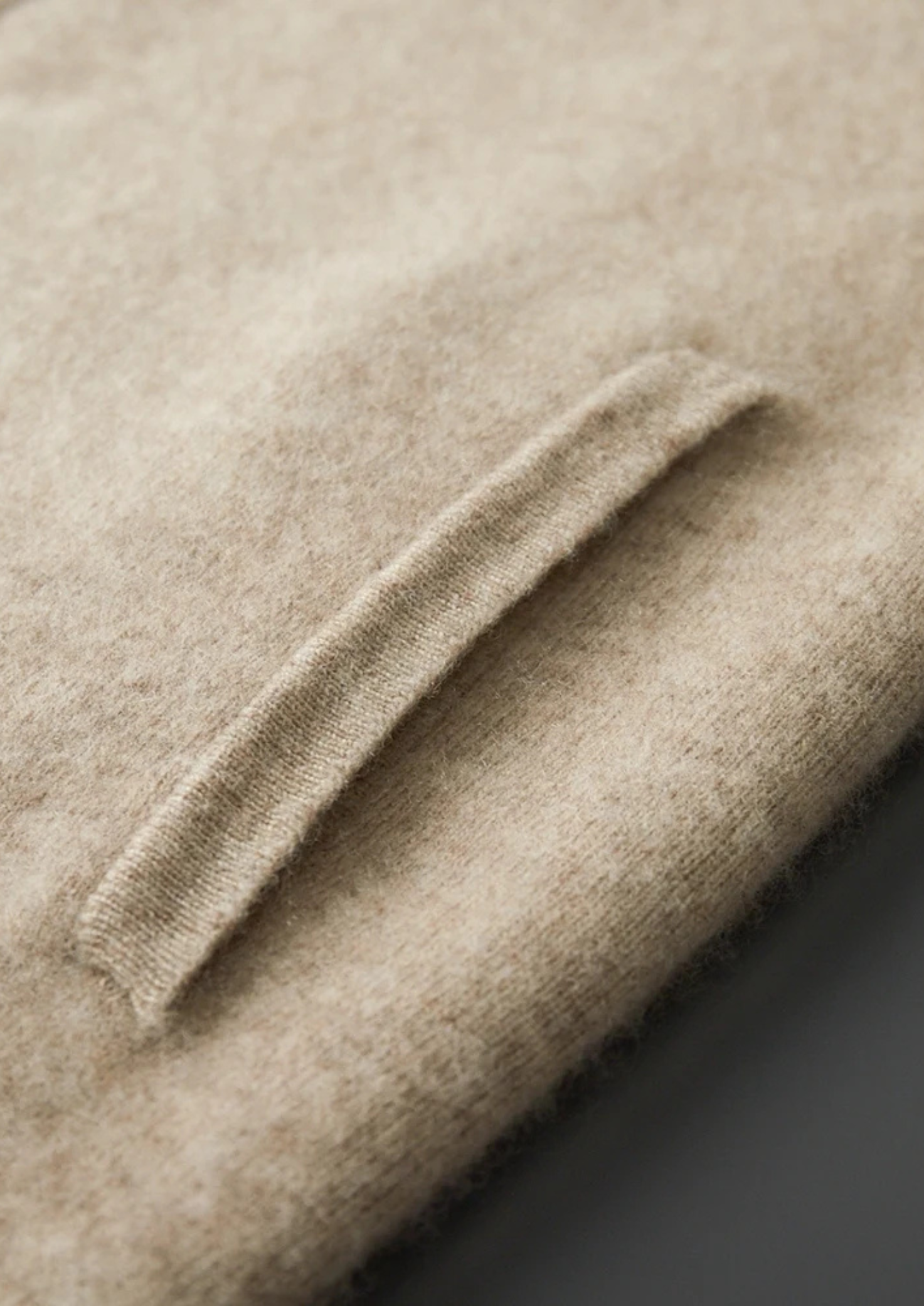 Men’s Zip-Up Cashmere Knit Set with Ribbed Details