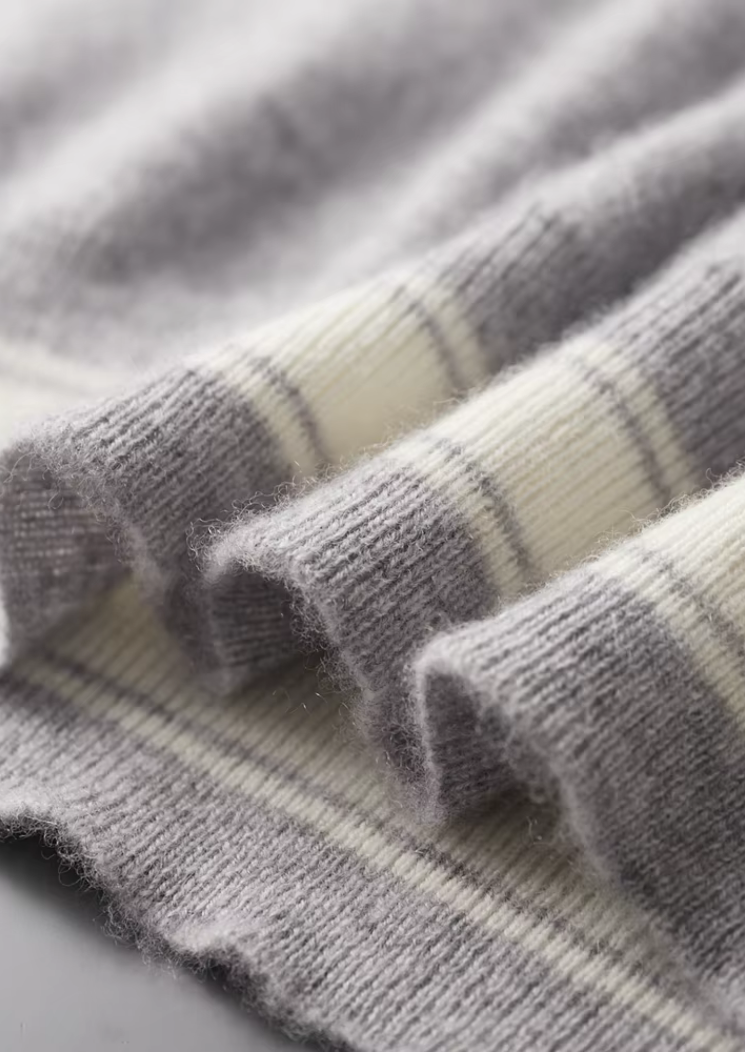 Premium Cashmere V-Neck Set