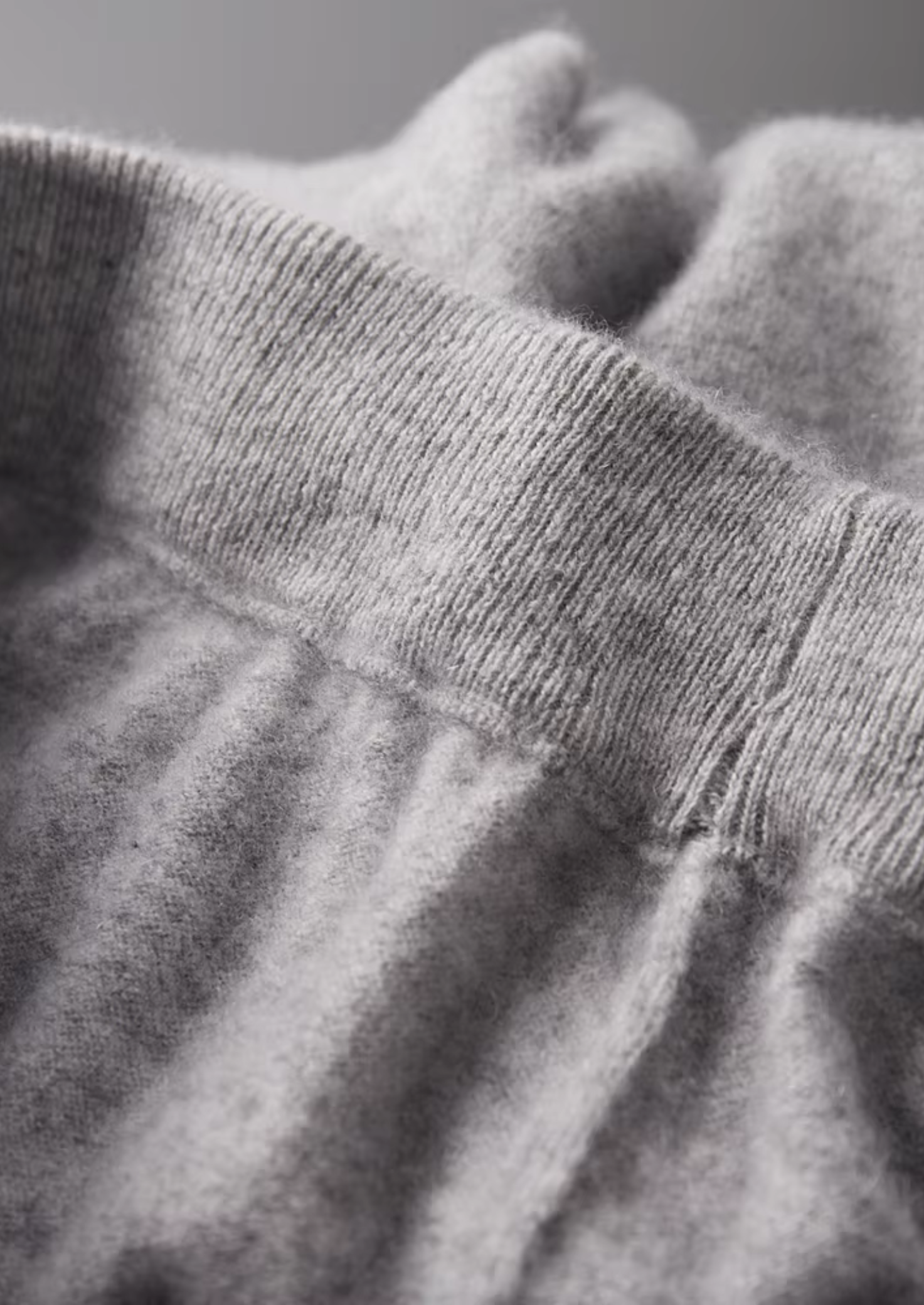 Premium Cashmere V-Neck Set