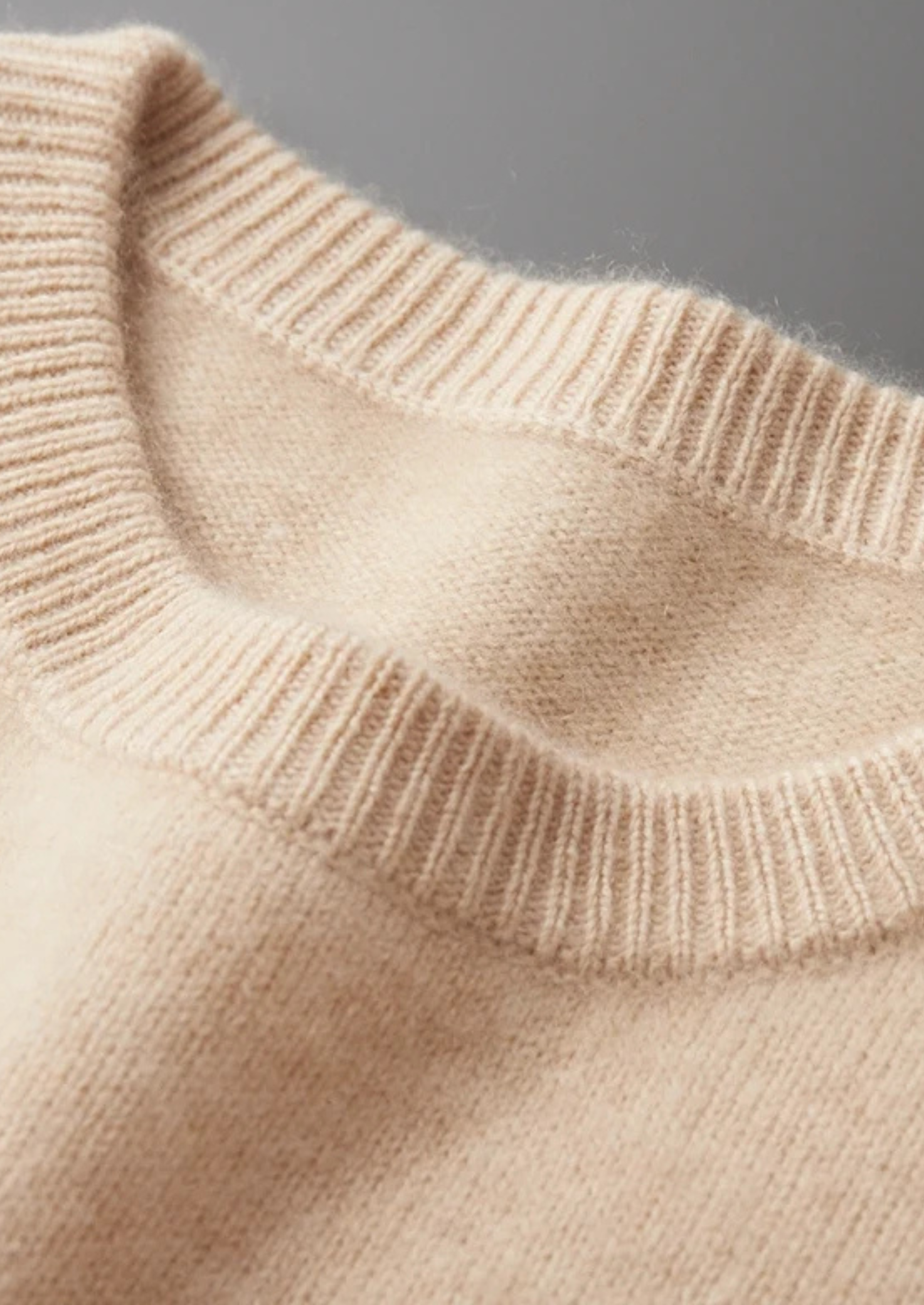 Extra-Fine Merino Wool Classic Crewneck Sweater