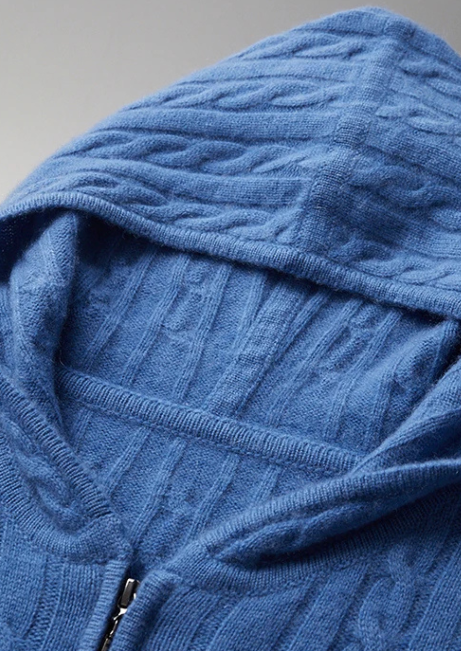 Men’s Cable Knit Zip Hoodie in Cashmere Blend