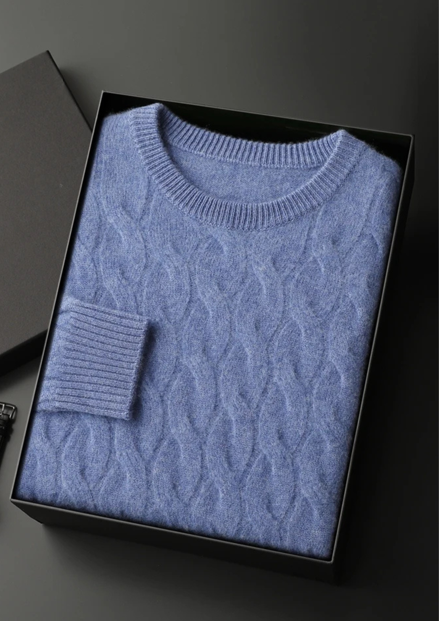 Cable Knit Crewneck in Premium Cashmere