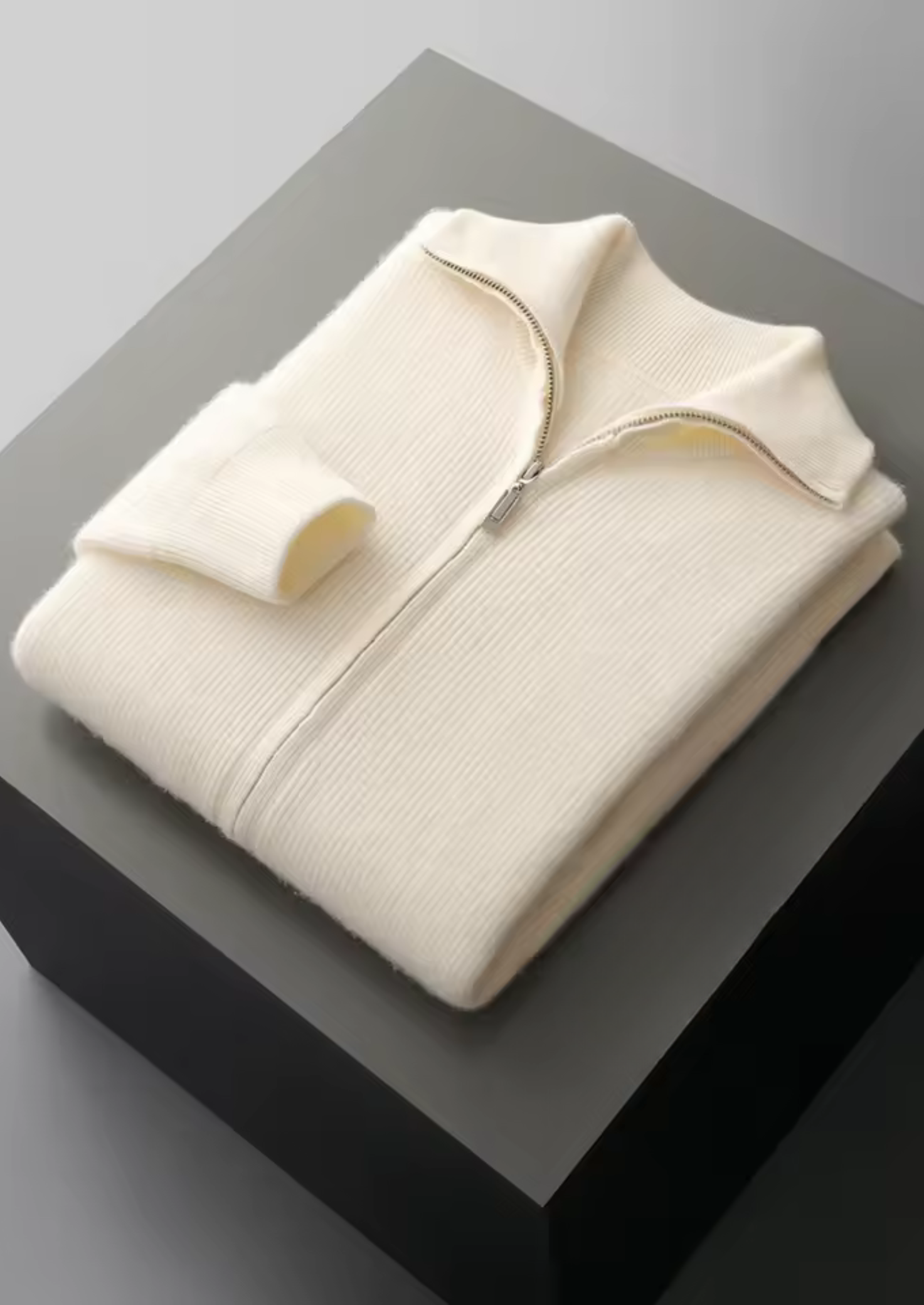 Men’s Extra-Fine Merino Wool Ribbed Knit Zip Cardigan