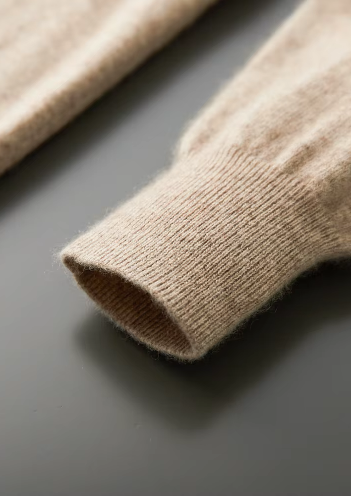 Men’s Classic V-Neck Knit Sweater in Extra-Fine Merino Wool