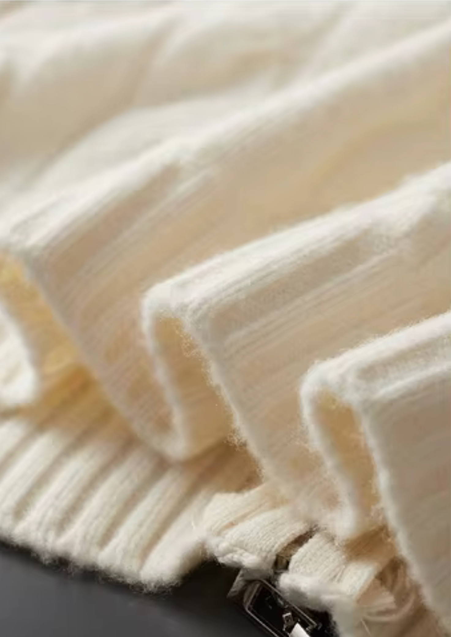 Men’s Merino Wool Double-Tone Cable Knit Zip Cardigan