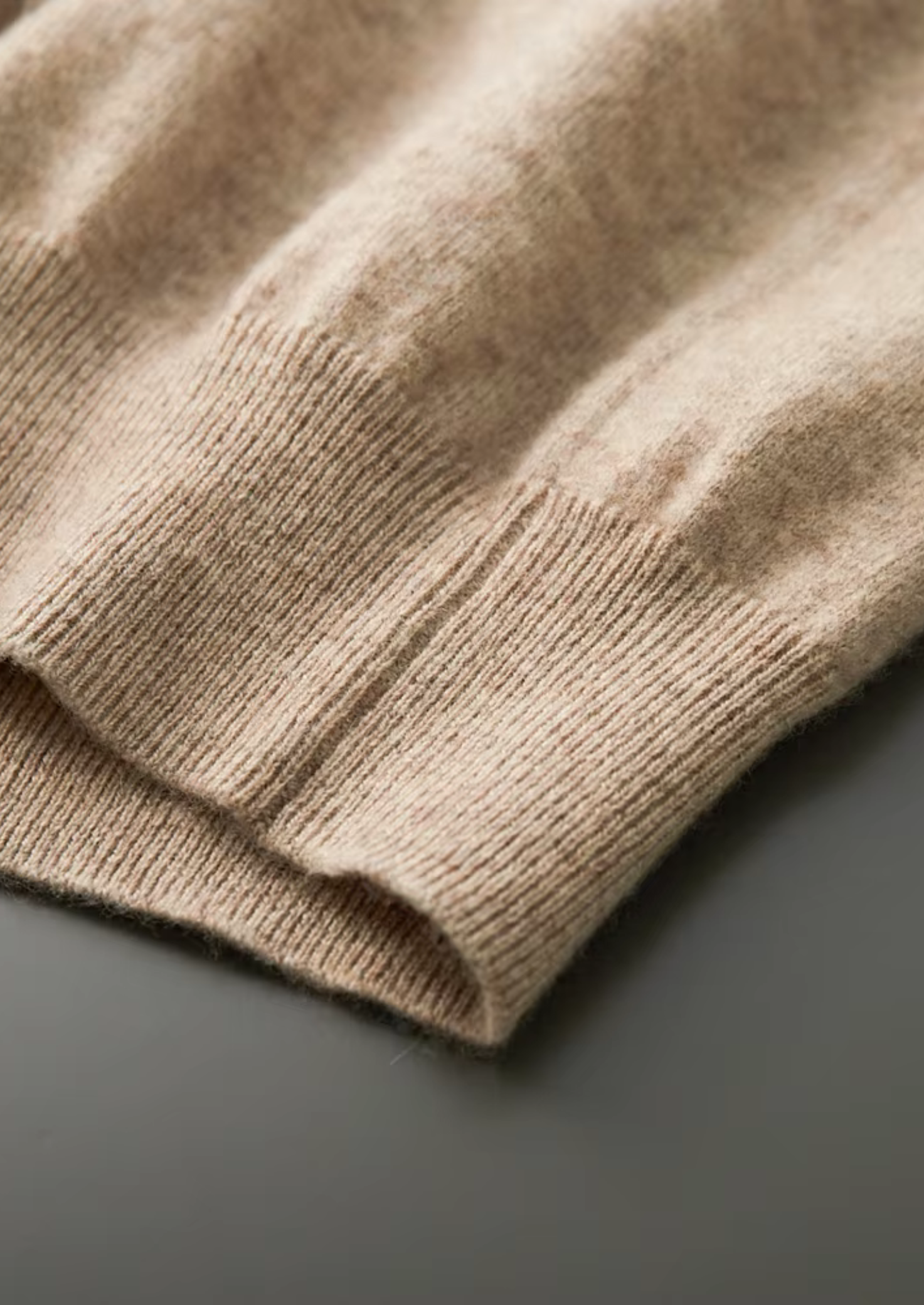 Men’s Classic V-Neck Knit Sweater in Extra-Fine Merino Wool