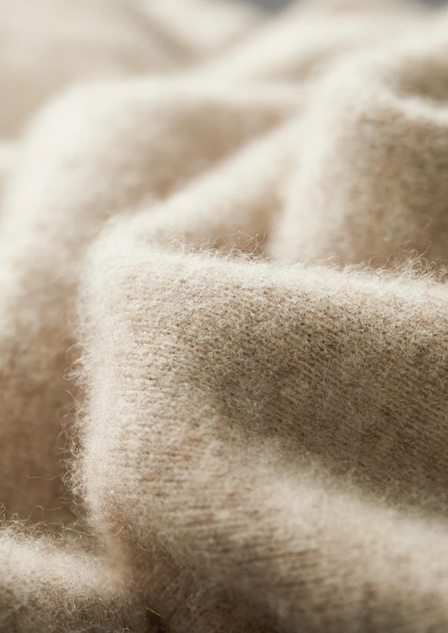 Men’s Zip-Up Cashmere Knit Set with Ribbed Details