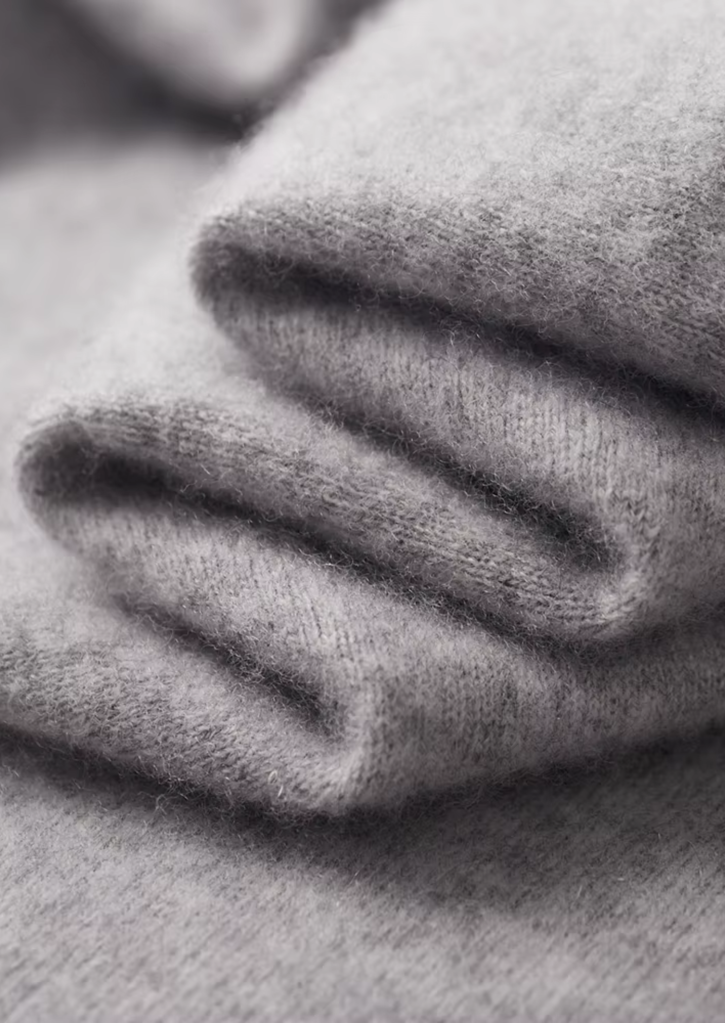 Premium Cashmere V-Neck Set