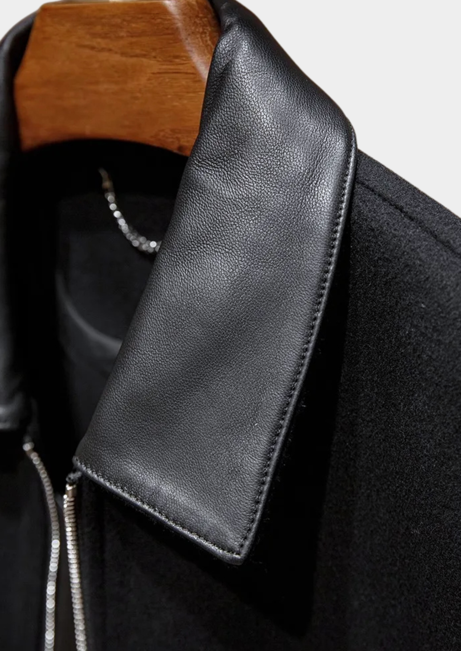 Men’s Zip-Up Bomber Jacket in Cashmere