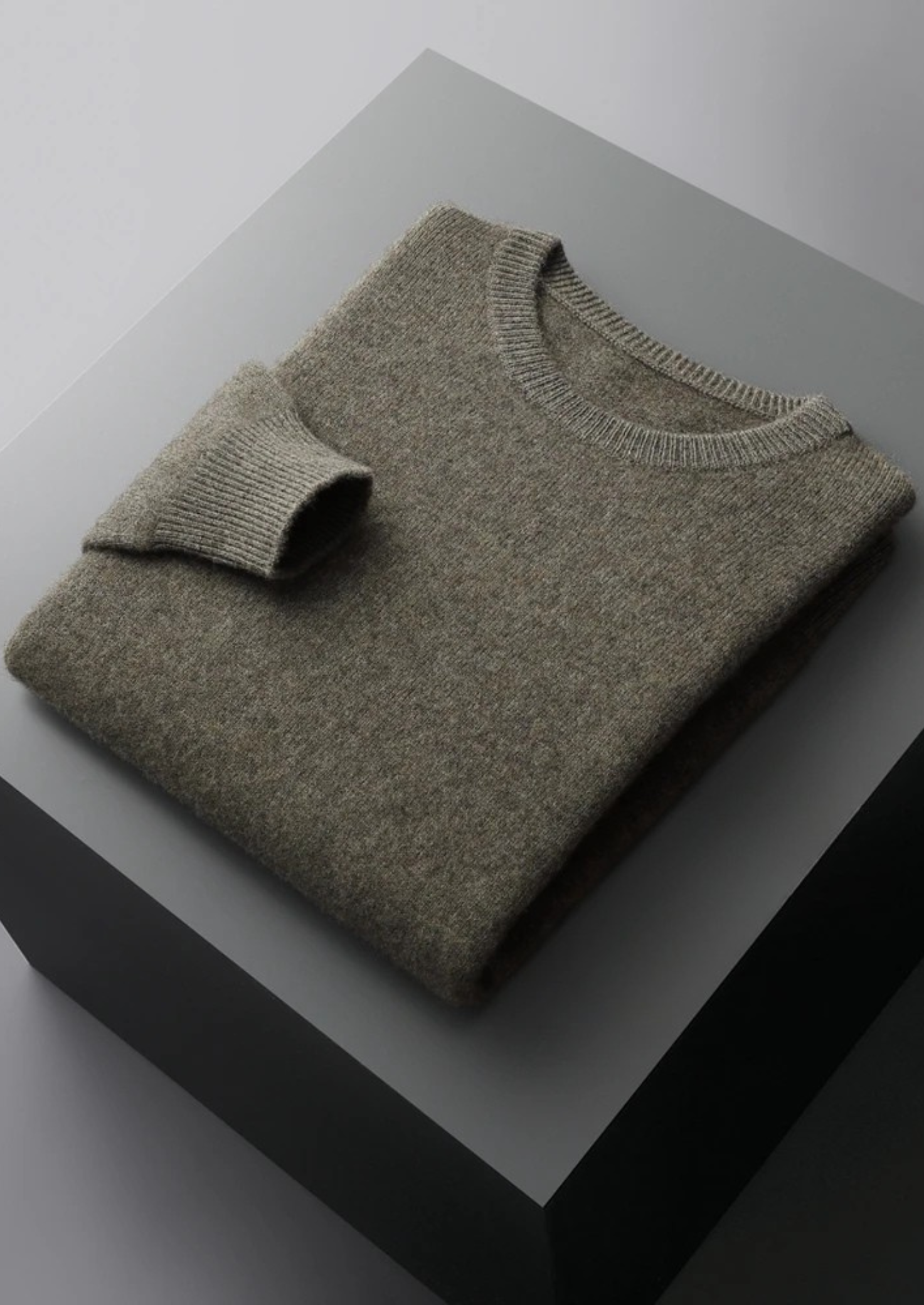 Extra-Fine Merino Wool Classic Crewneck Sweater
